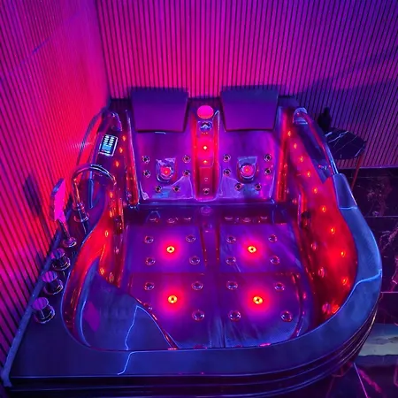 Апартаменти & Jacuzzi Бухарест