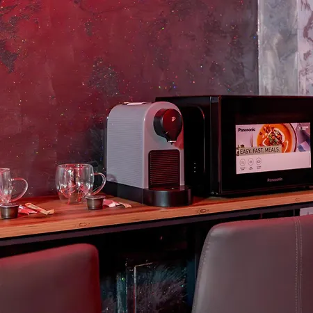 & Jacuzzi Apartment *