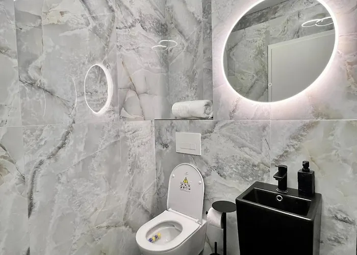 Apartment & Jacuzzi Bucharest