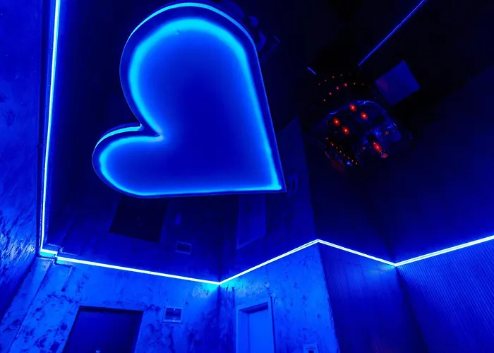 & Jacuzzi * Bucharest